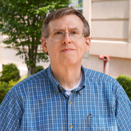 Headshot of Mark Elliott